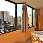 Cadiz 4-b * Benidorm